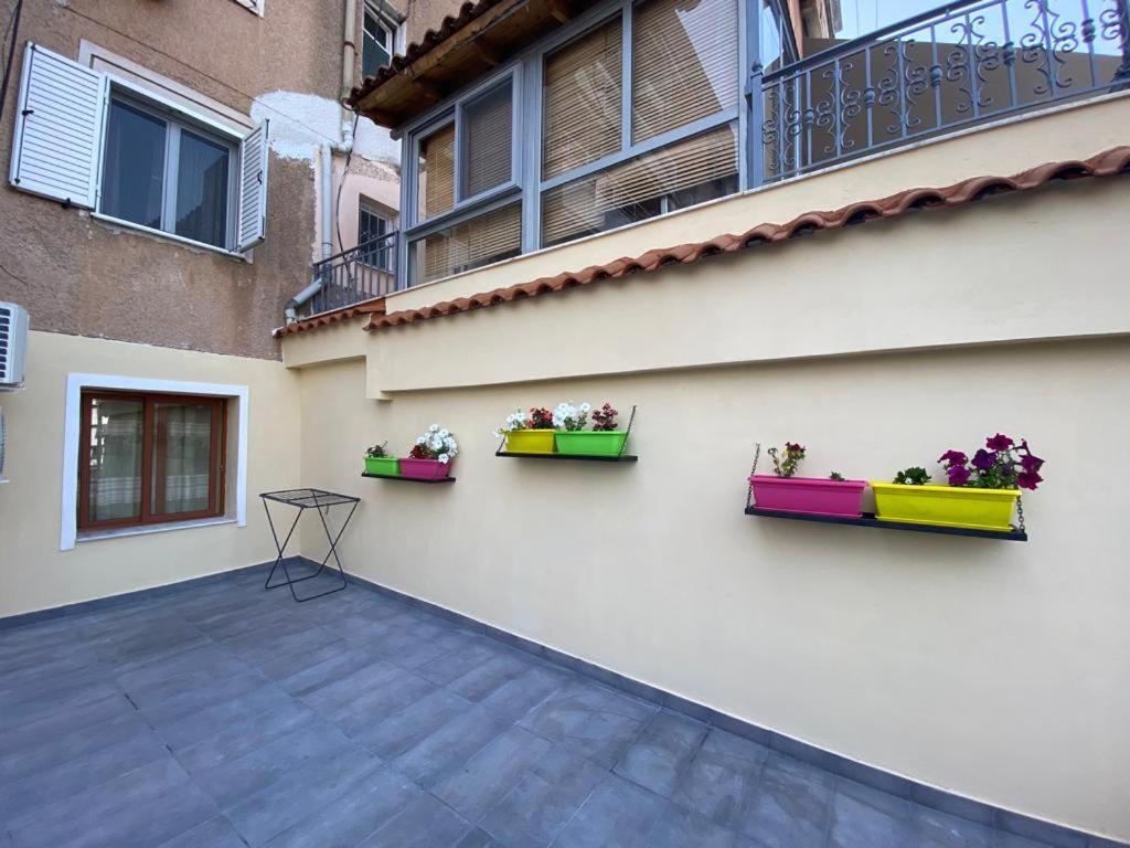 Saranda Beach Apartment Екстер'єр фото