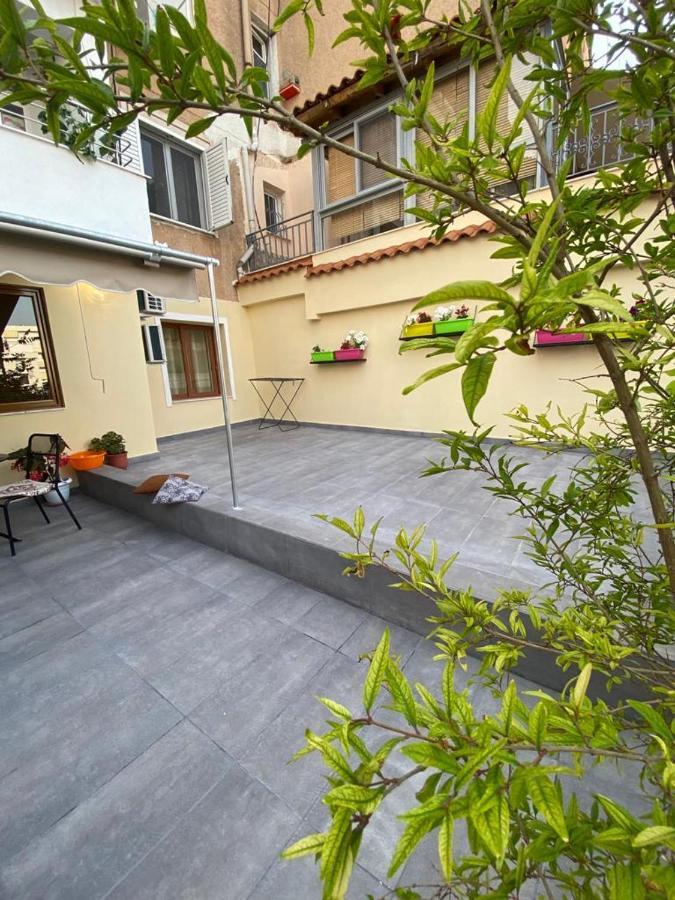 Saranda Beach Apartment Екстер'єр фото