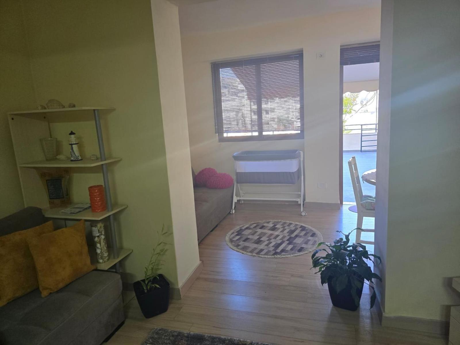 Saranda Beach Apartment Екстер'єр фото