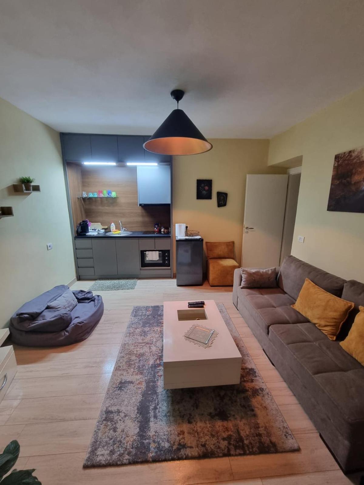 Saranda Beach Apartment Екстер'єр фото